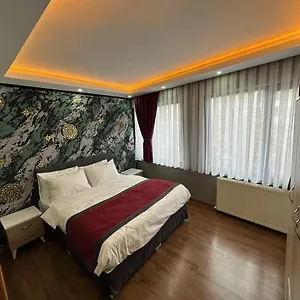 Taksim Liberty House Стамбул